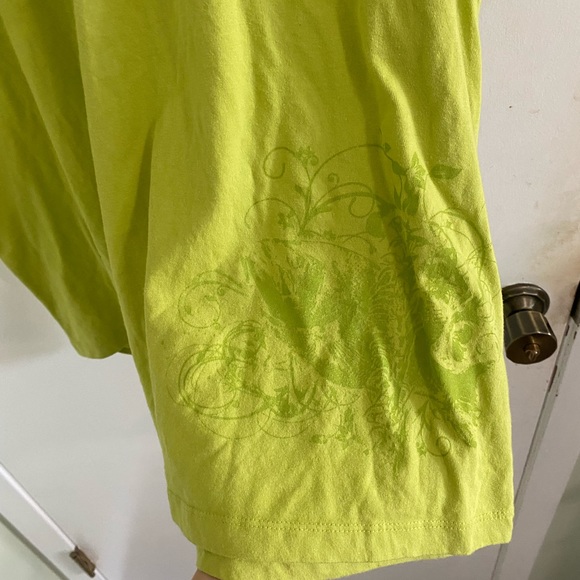 Fishouflage XXL womens camo and neon green top - Picture 5 of 5